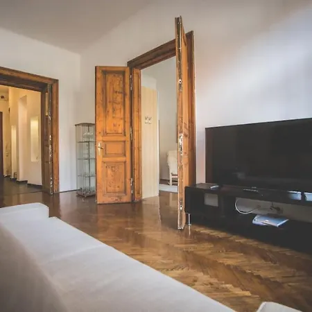 Appartement Spacious Luxury Designer Flat