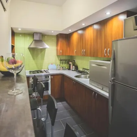 Spacious Luxury Designer Flat Appartement